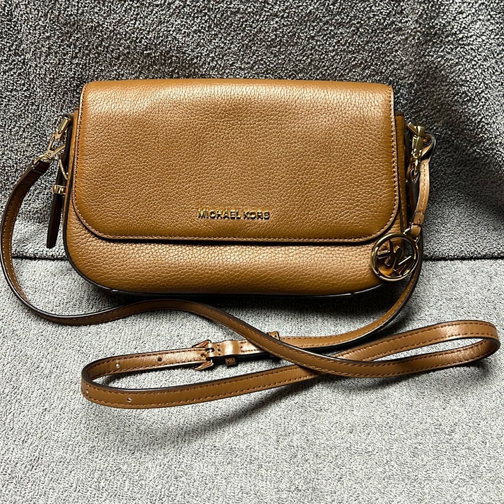 Michael Kors crossbody